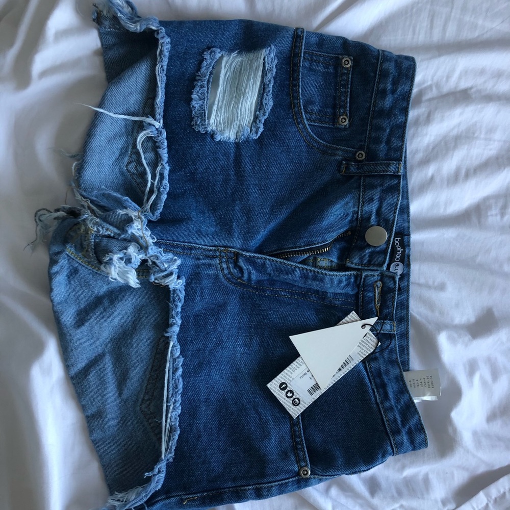 jean shorts!!